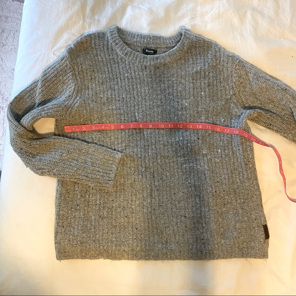 Roots Grey Wool Sweater M